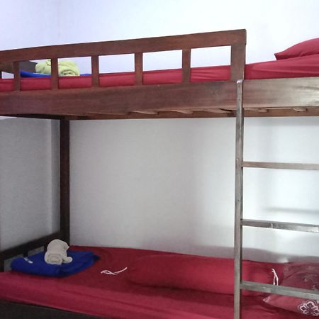 Tiga Dua Homestay يوغياكارتا المظهر الخارجي الصورة