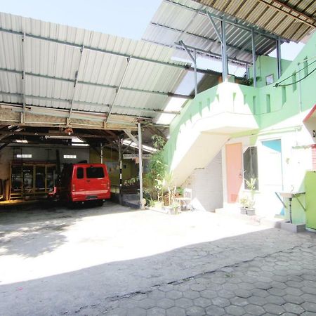 Tiga Dua Homestay يوغياكارتا المظهر الخارجي الصورة