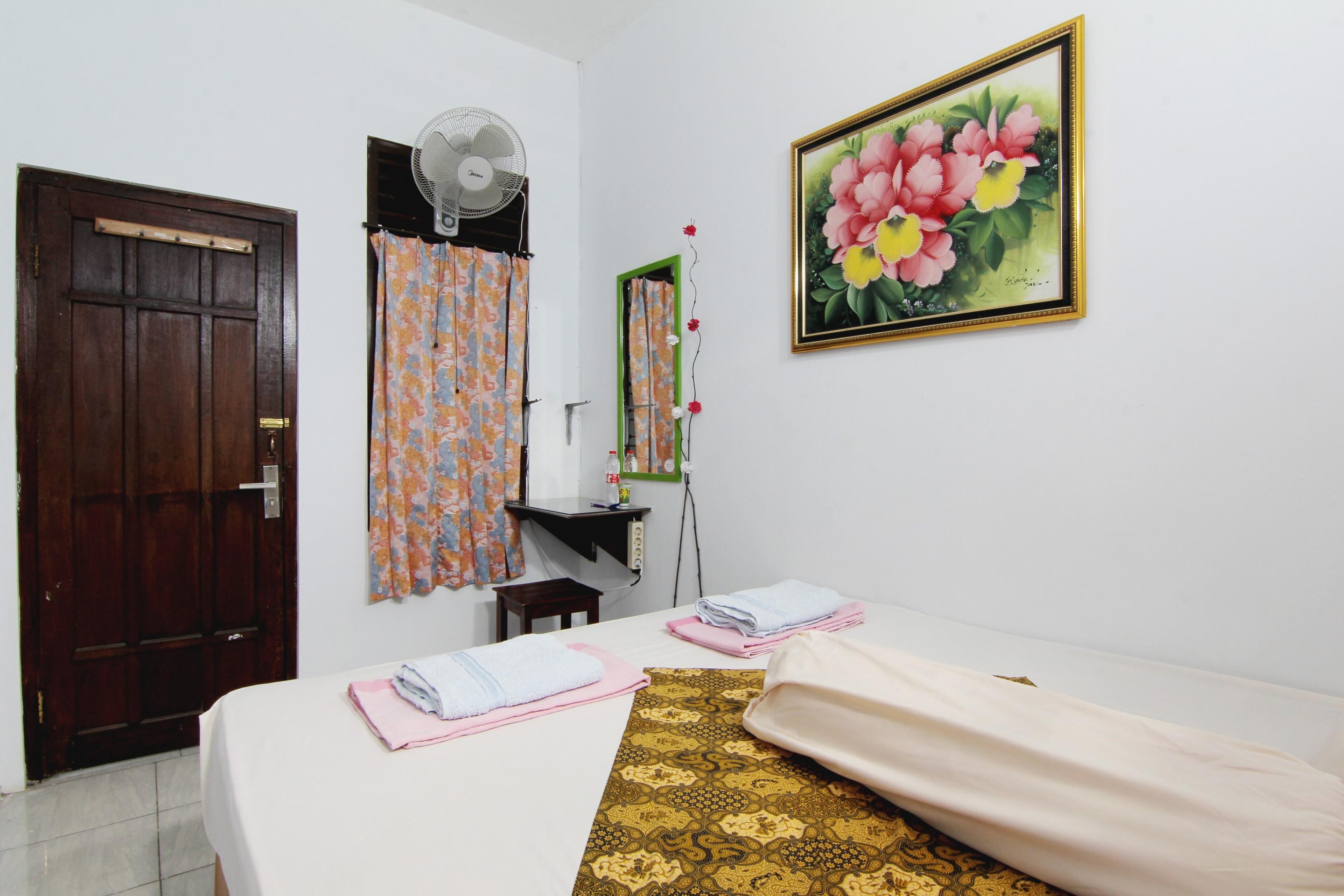 Tiga Dua Homestay يوغياكارتا المظهر الخارجي الصورة