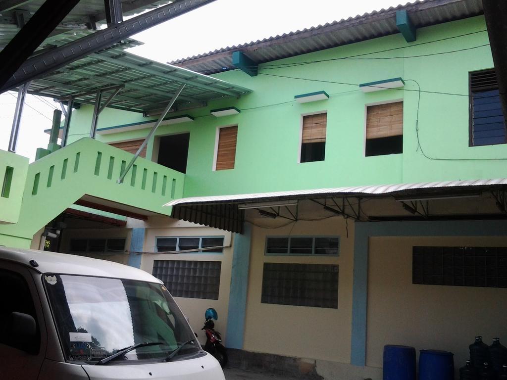 Tiga Dua Homestay يوغياكارتا المظهر الخارجي الصورة